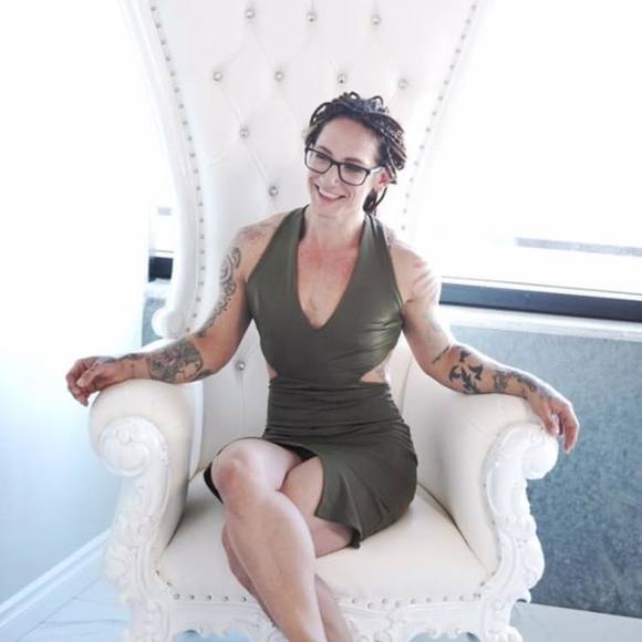 Meet your Posher, Shannon - Picture 1 of 1